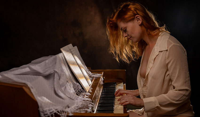 DavisPhotoArts Boudoir with Model Kate Ri