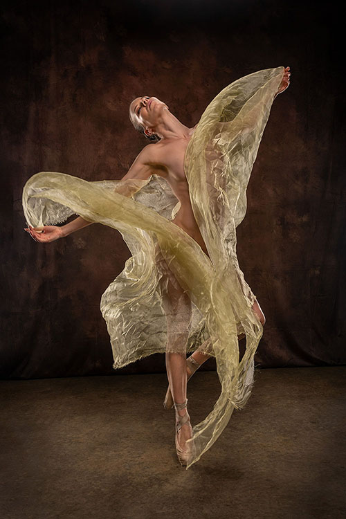 DavisPhotoArts Boudoir with Model Denisa Strakova